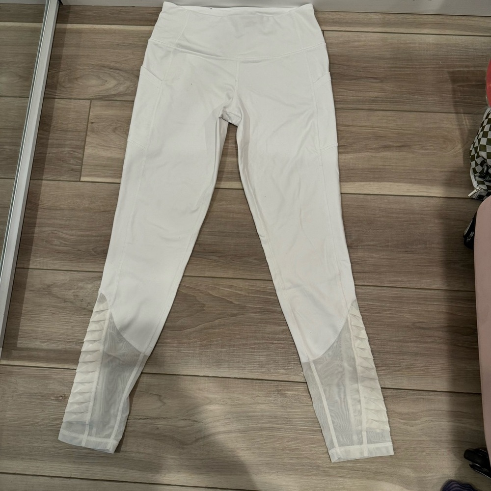 Victoria’s Secret Knockout Leggings White Mesh Medium Long